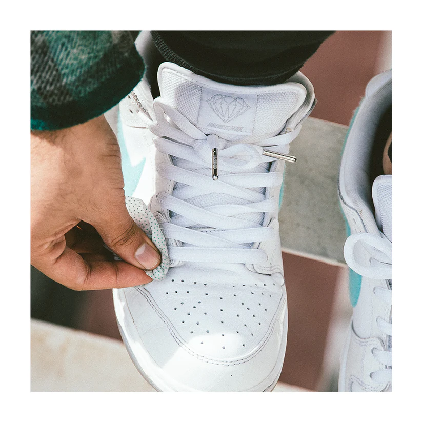 HEMPER Tech Alcohol Freshwipes Bucket - 25 Count